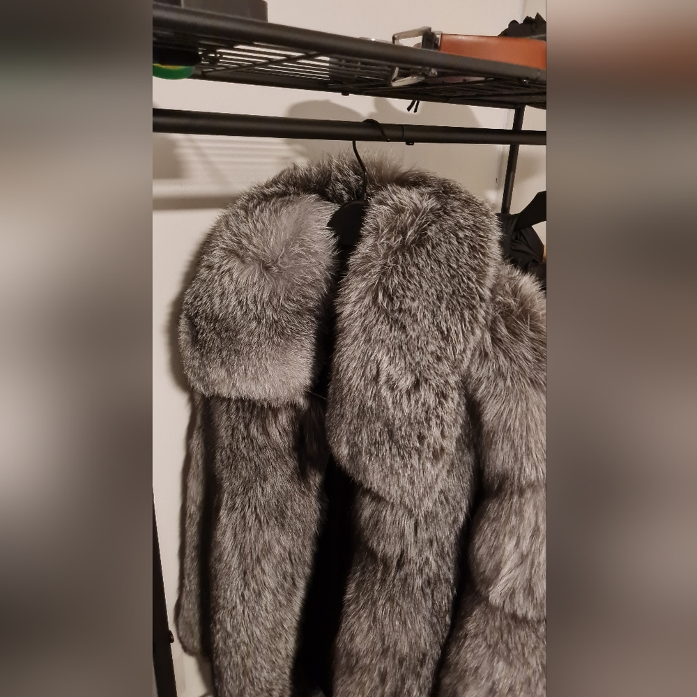 Mens Frost Fox Fur Coat, Size L - Picture 5 of 5